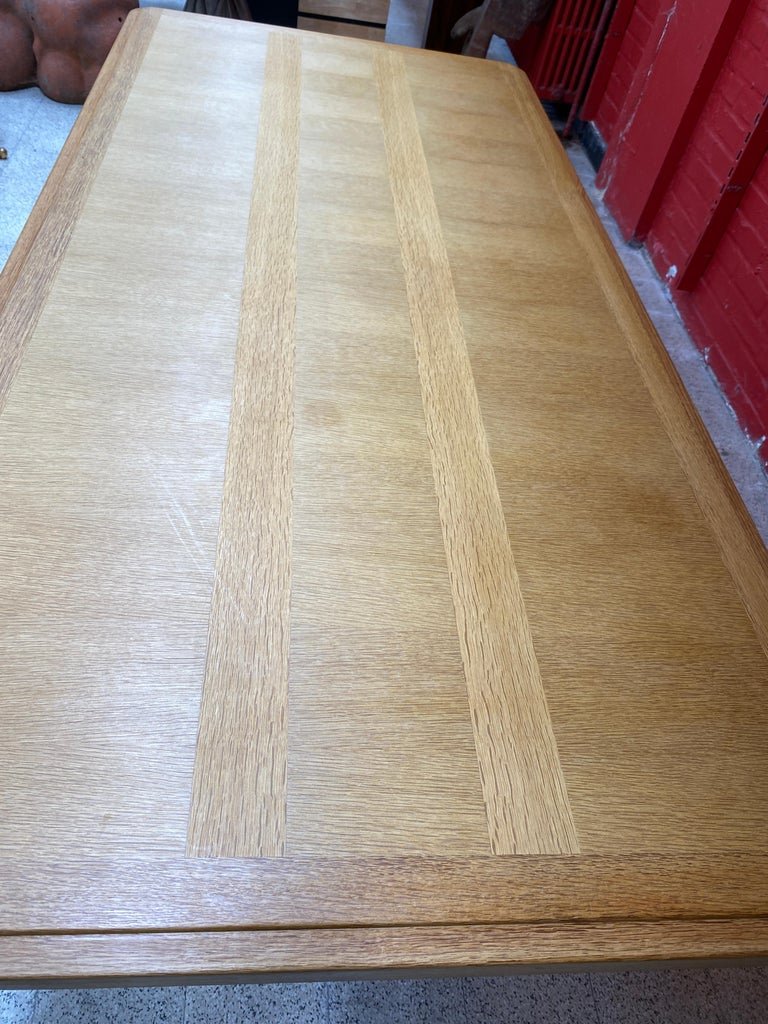 Guillerme et Chambron , grande table de salle a manger en chêne , Edition Votre Maison 1970-photo-6