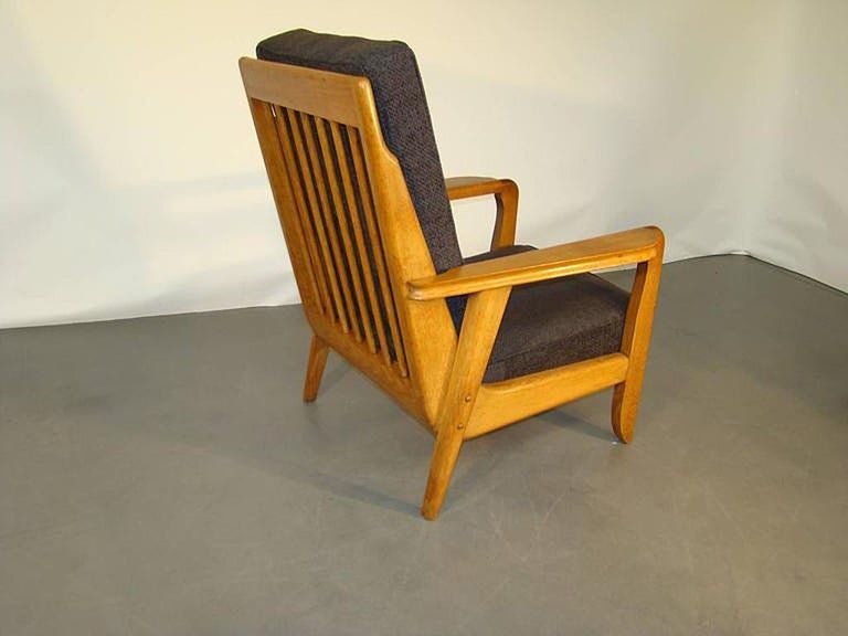 Guillerme et Chambron , Paire de fauteuils en chêne  Edition Votre Maison circa 1950-photo-2
