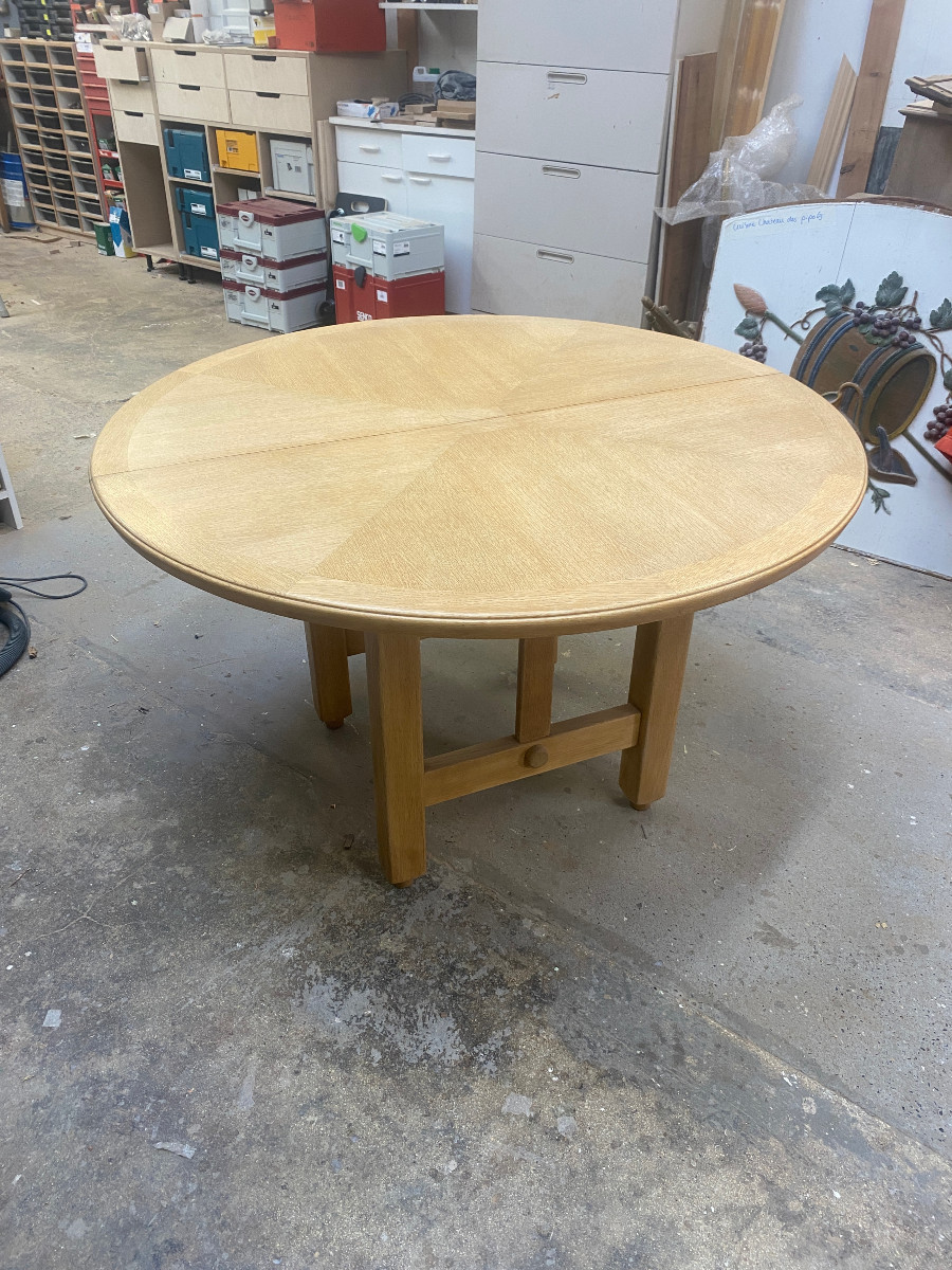 Guillerme et Chambron , table ronde, Edition Votre Maison circa 1970 entièrement restaurée 
