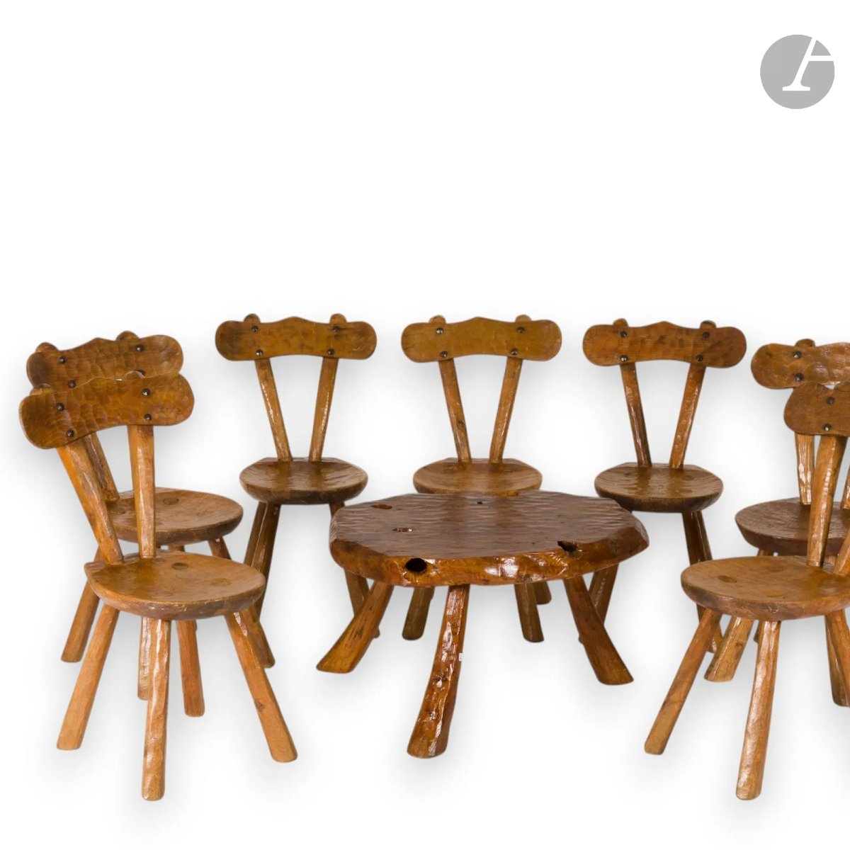 Ensemble de7 chaises et une table basse en bois massif, travaillé à la gouge circa 1950/1960-photo-2