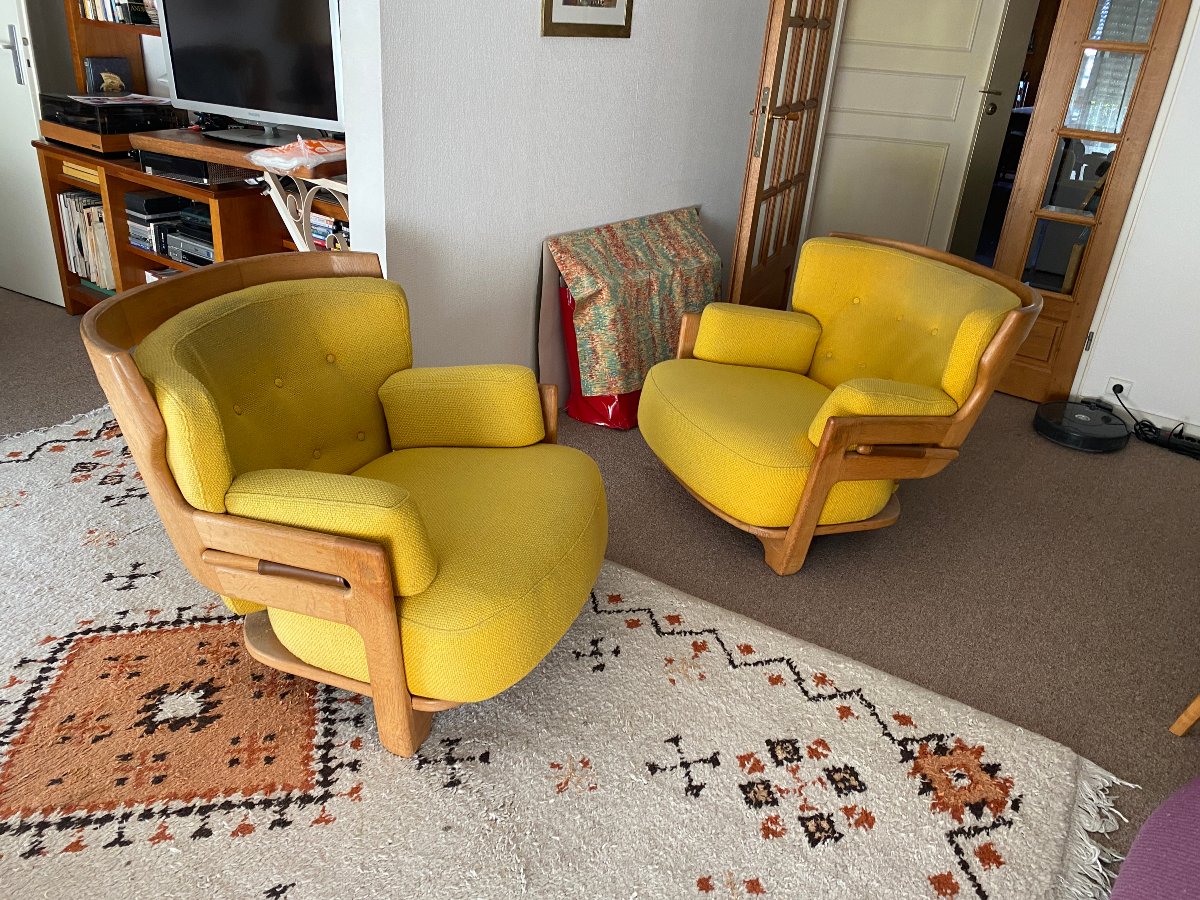 Guillerme et Chambron , Paire de fauteuils "Denis"  , Edition Votre Maison 1970