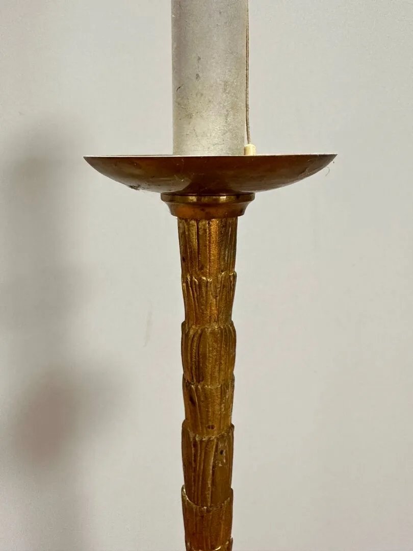 MAISON BAGUÈS (attribué à) Lampe de parquet en bronze à motifs palmiforme. circa 1950/1960-photo-4