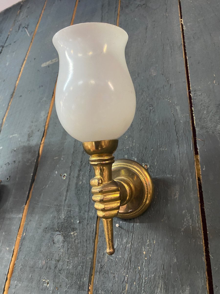 Pair Of "hands" Wall Sconces In Brass And Opal Glass, Circa 1950–1960-photo-8
