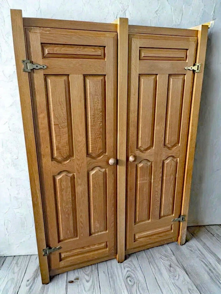 Guillerme And Chambron, Oak Cabinet With Waxed Oak Veneer, Votre Maison Edition, 1970