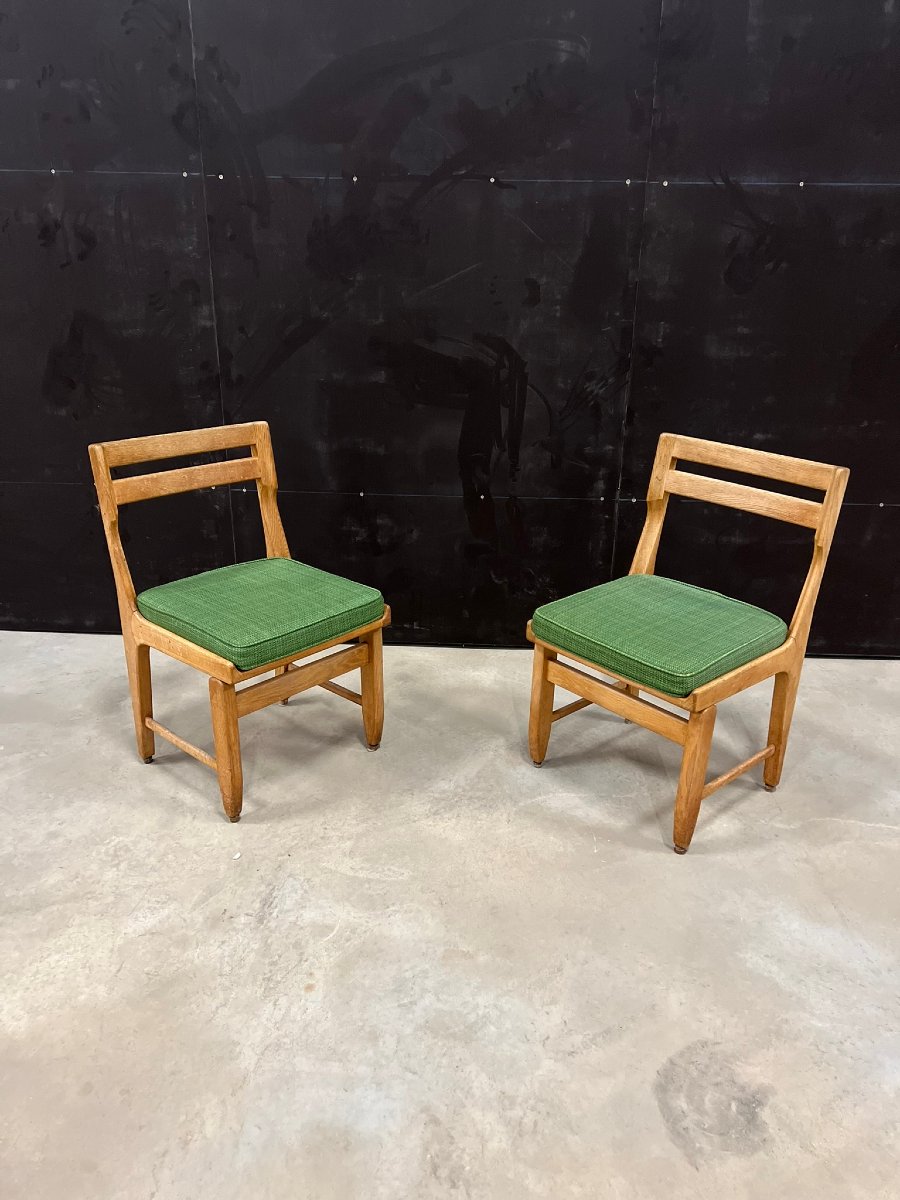 Guillerme et Chambron, série de 8 chaise en chêne. Edition Votre Maison, 1970. -photo-2
