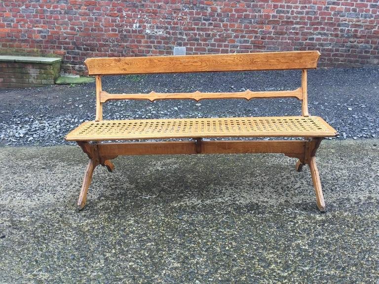 Bench Art Nouveau Period In Oak And Large Original Caning Around 1900-photo-2