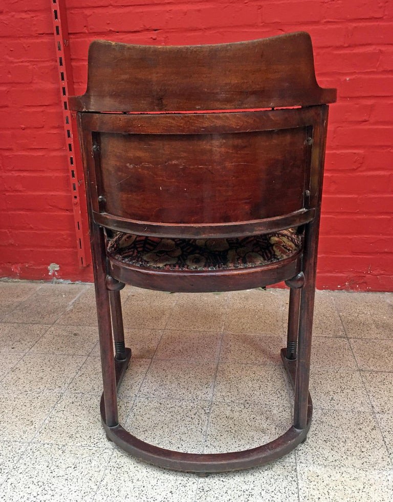 Josef Hoffmann (1870-1956)  ,  Fauteuil En Bois Courbé , Circa 1900-photo-4