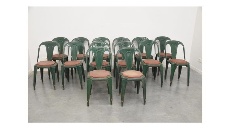 Importante Suite De 14 Chaises Industrielles  De Marque Fibrocit Circa 1930/1950-photo-2