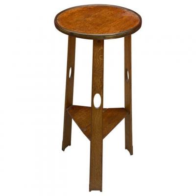 Tabouret Art And Craft , En Chêne Et Laiton, Circa 1900