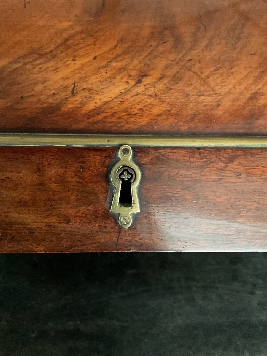 Cylindre Louis XVI Desk With Cloverleaf Locks In Mahogany-photo-4