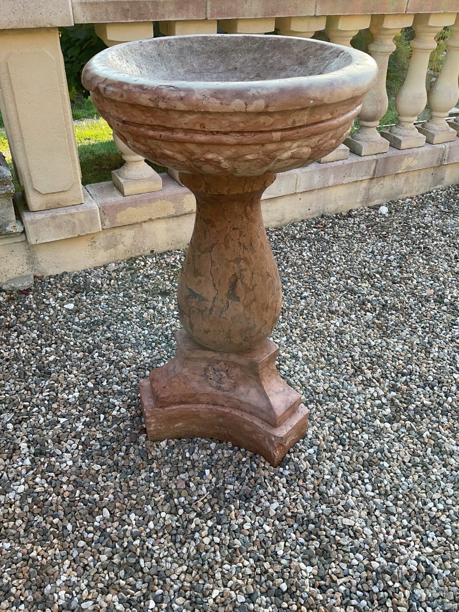 Large Stoup On Foot From The 17th Century In Marble-photo-2
