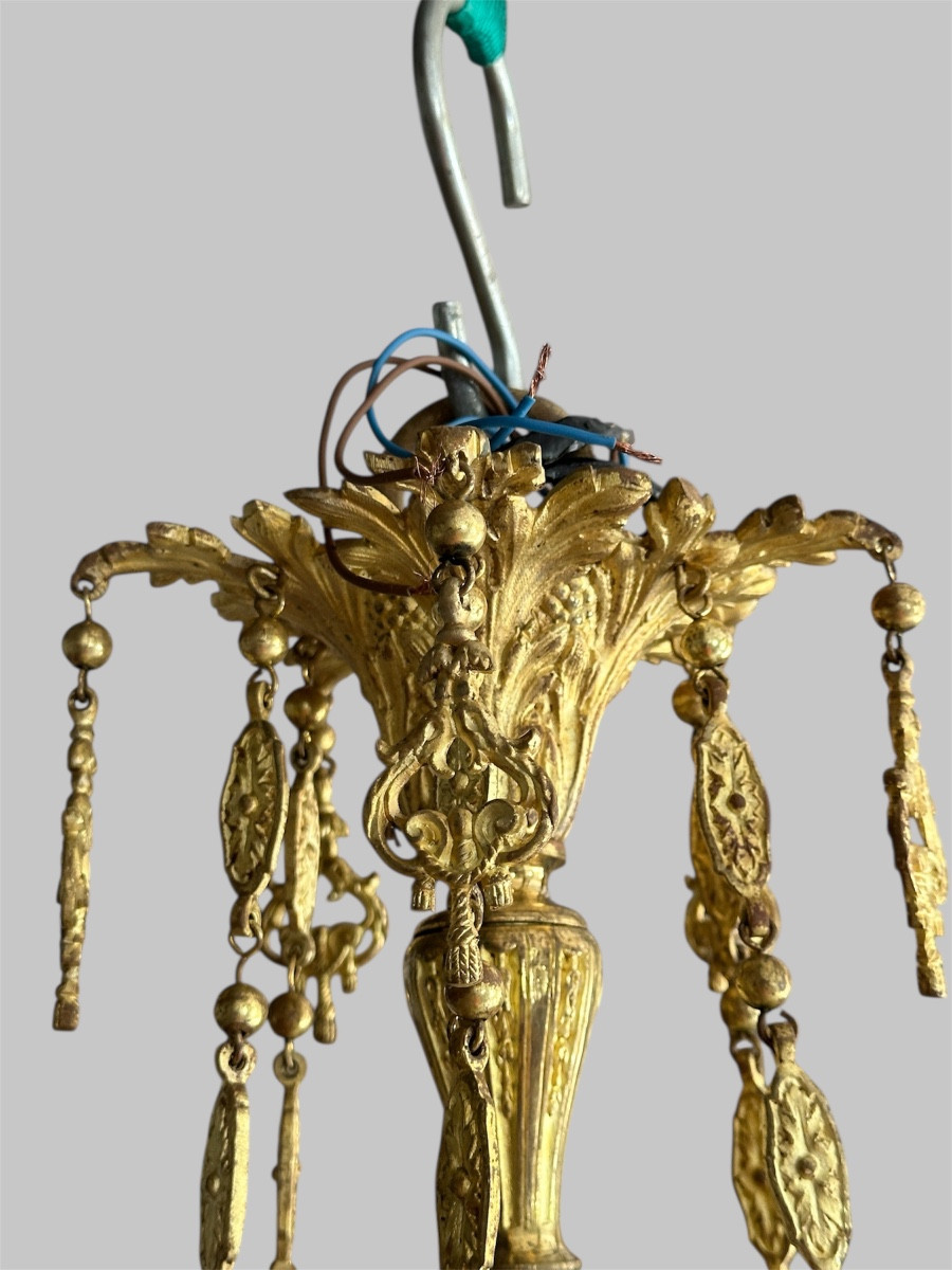 Elegant Louis XVI Style Chandelier In Gilded Bronze -photo-4
