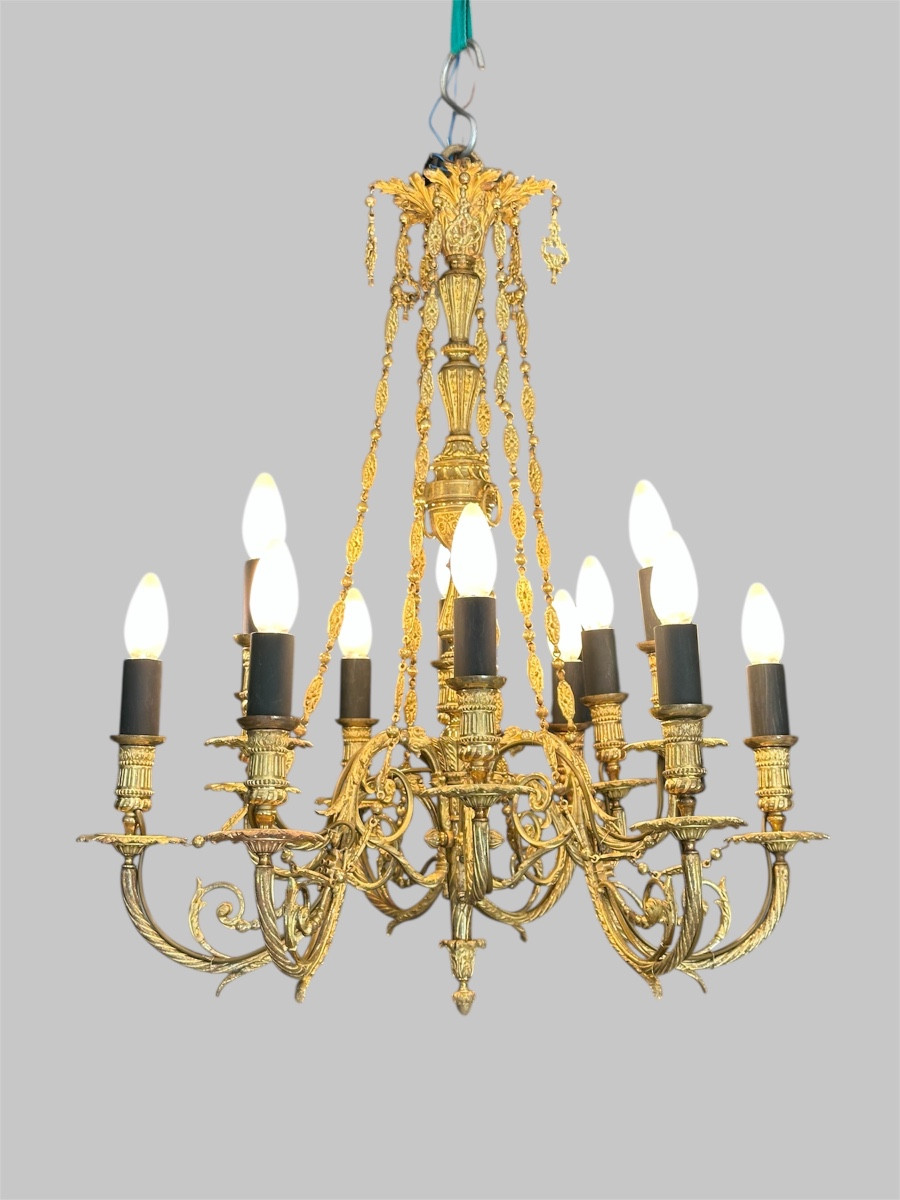 Elegant Louis XVI Style Chandelier In Gilded Bronze -photo-7