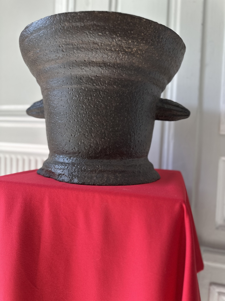Important Cast Iron Mortar From The 17th Century-photo-7