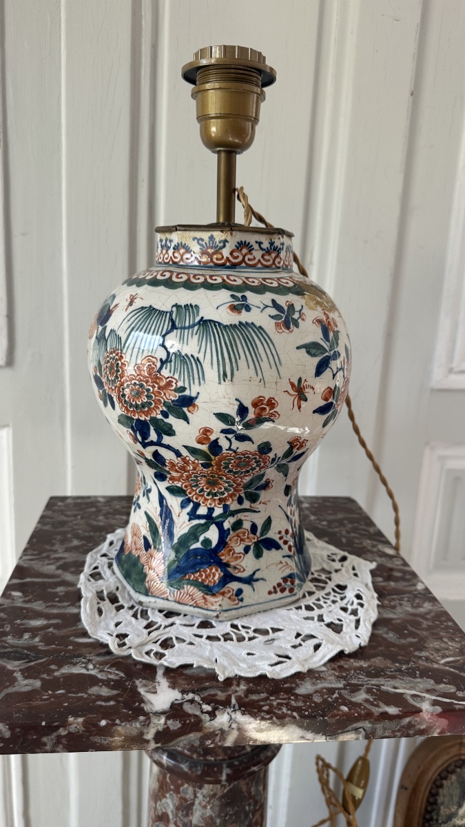 Polychrome Delft Vase Converted Into A Lamp 