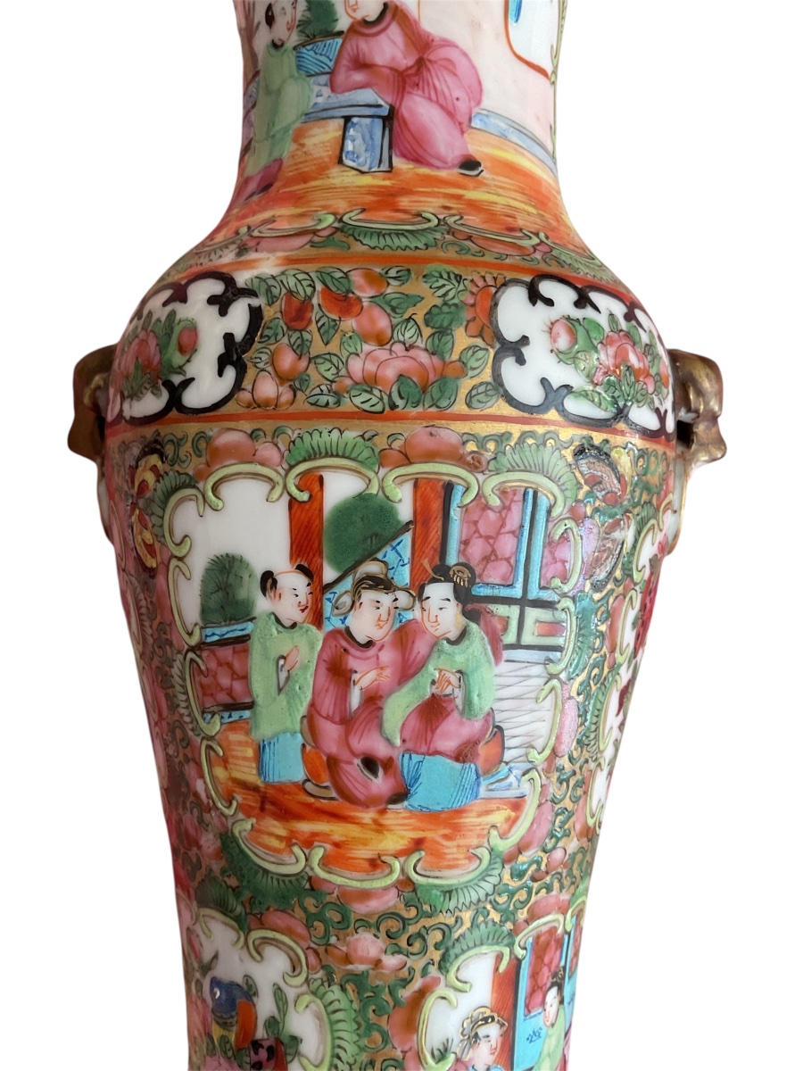 Paire de vases en porcelaine de Canton .-photo-3