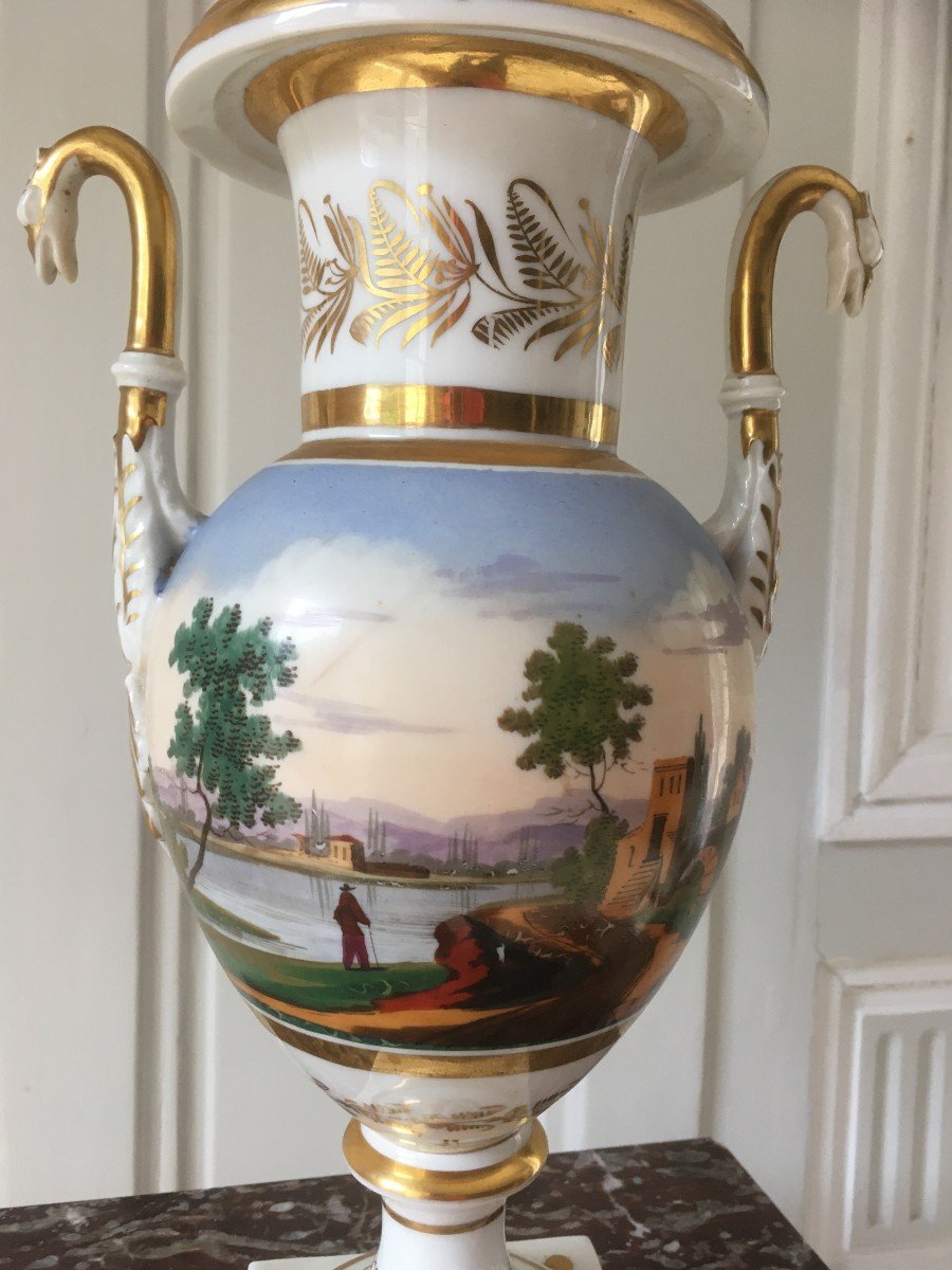 Pretty Pair Of Porcelain Vases-photo-3