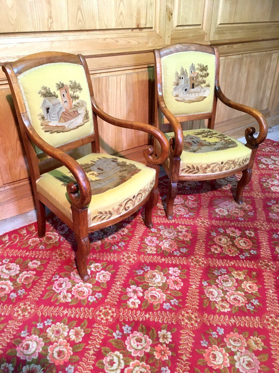 Pair Of Natural Wood Lacrosse Armchairs, Small Dots Tapestry-photo-2