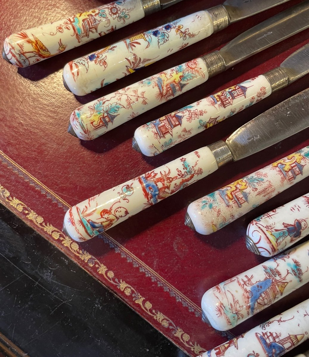 10 18th Century St. Cloud Porcelain Knives-photo-4