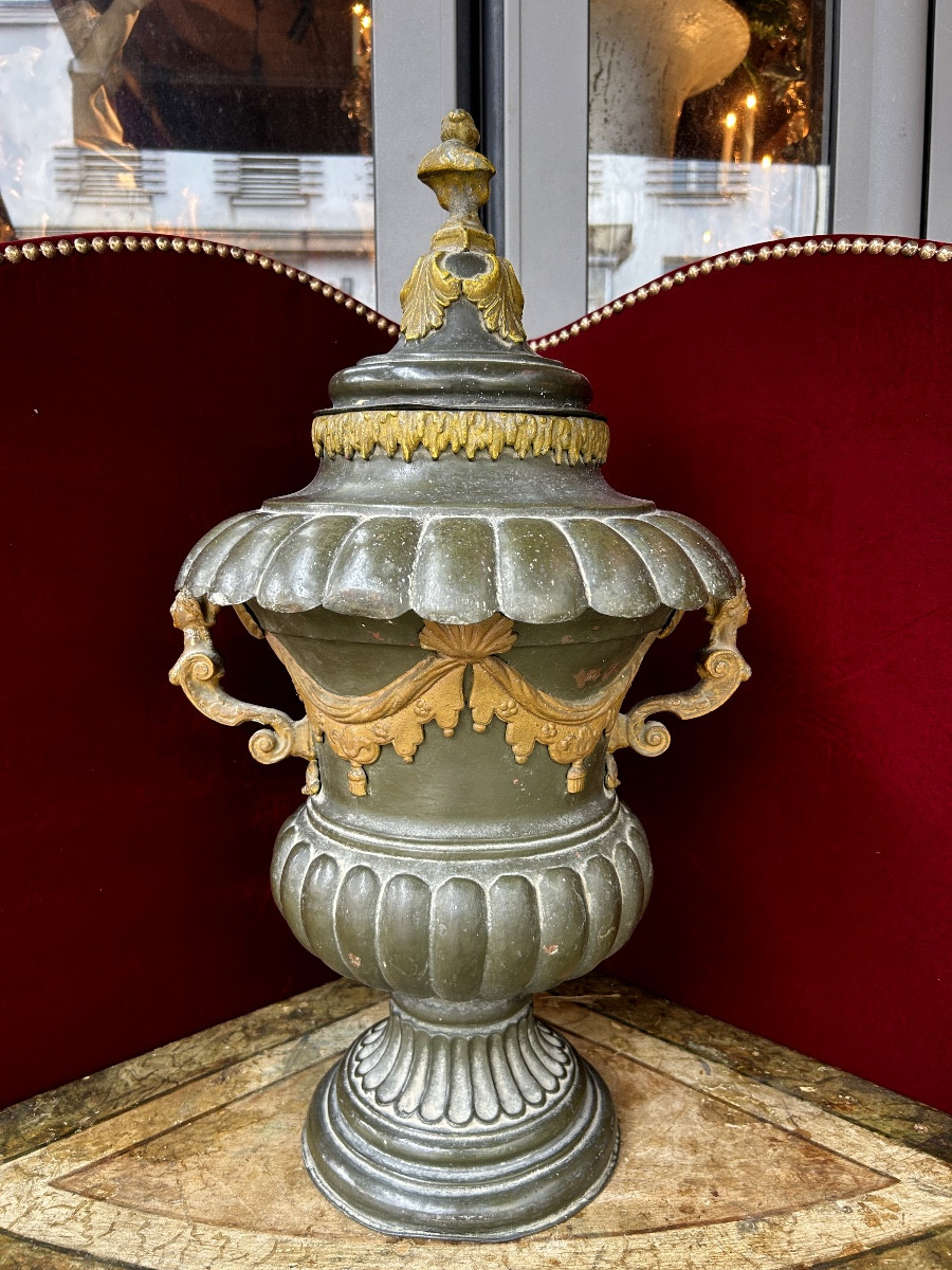 Large Louis XIV Water Fountain-photo-2
