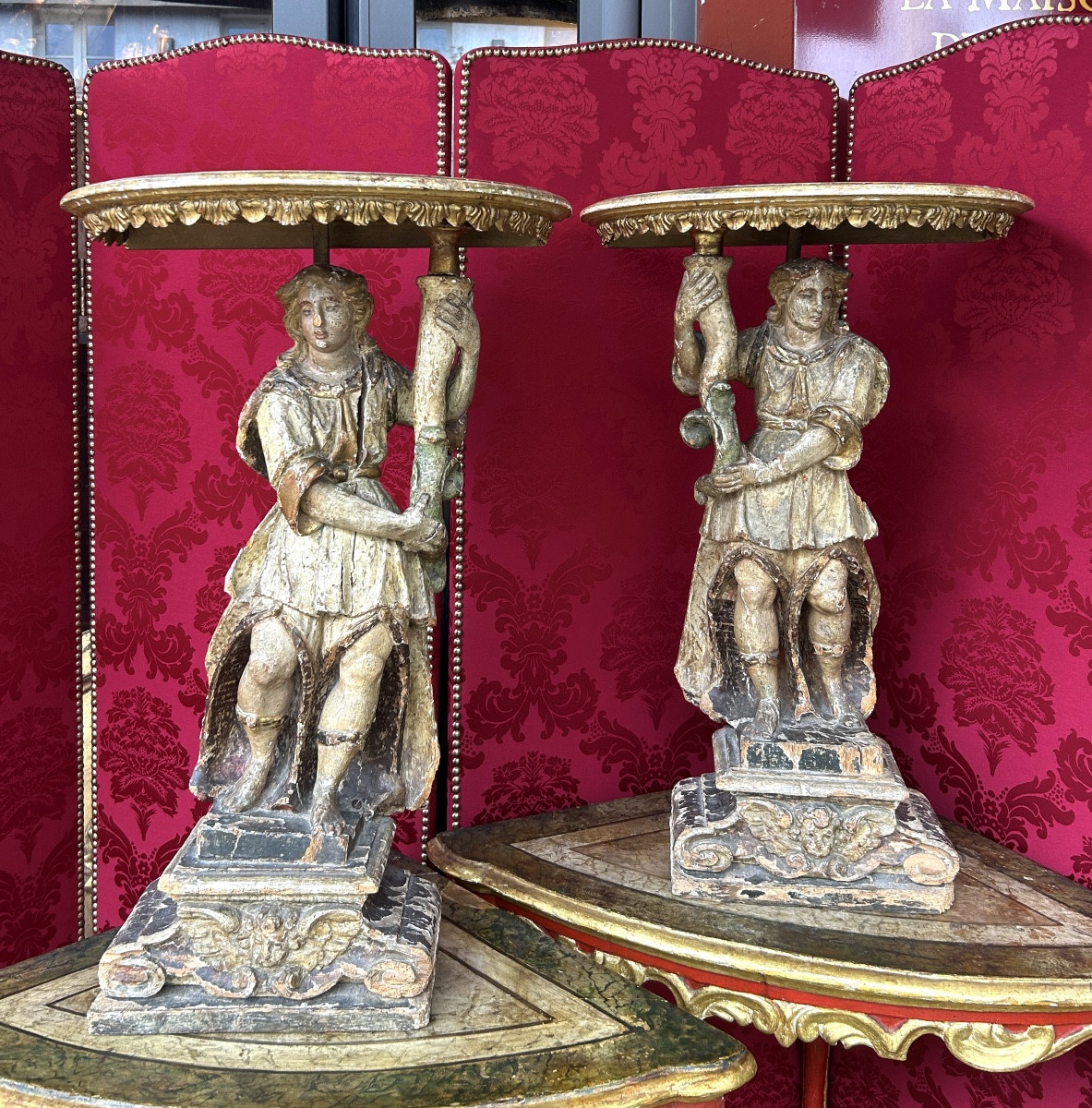 Paire de porte torchères XVIIe  formant consoles 