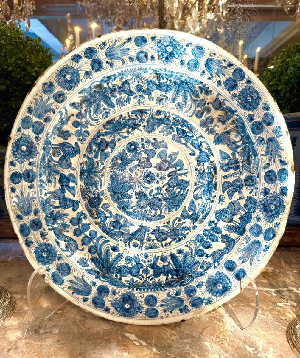 Italian Earthenware Umbilical Dish From The 16th Century