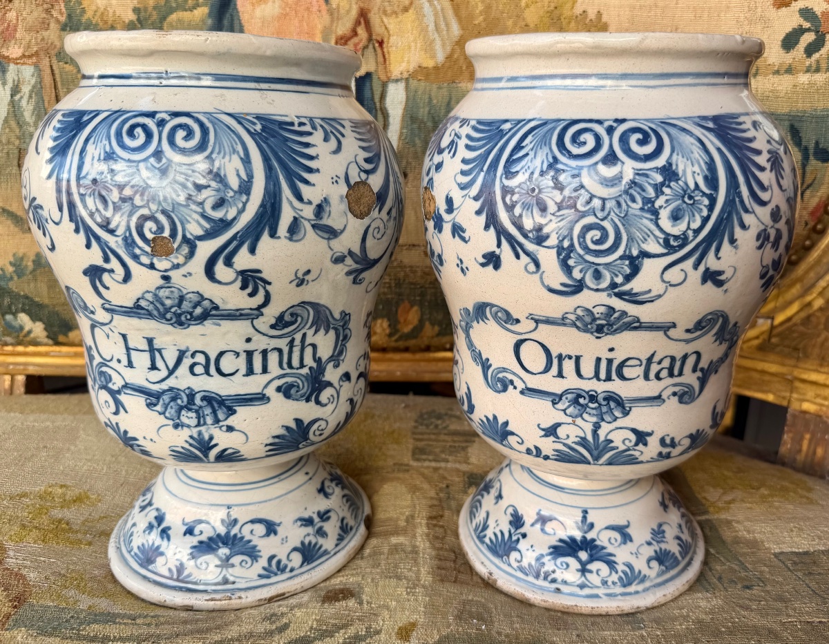 Grande paire de vases de pharmacie Montpellier XVIIIe 