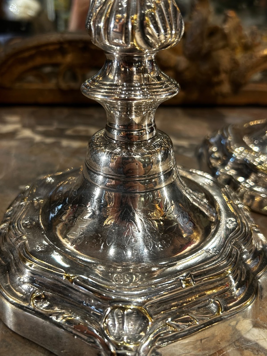 Pair Of Silver-plated Chiseled Metal Candlesticks From The Louis XV Period-photo-2