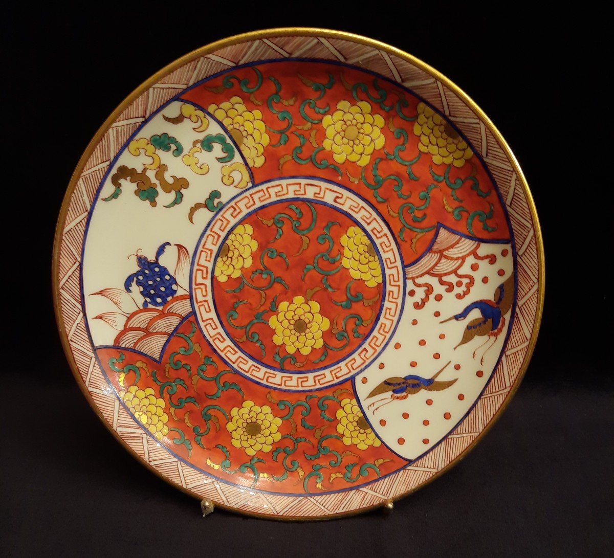 Assiette En Porcelaine Chine (xxe Siècle)