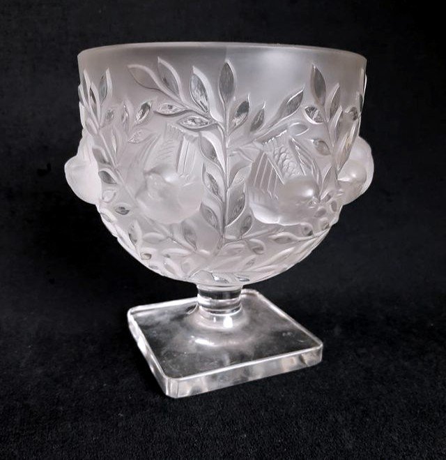 Vase En Cristal Lalique - Modèle Elizabeth -photo-2
