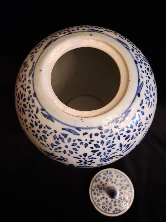 Pot Couvert / Potiche Chinois Blanc Et Bleu En Porcelaine (xxe Siècle)-photo-1