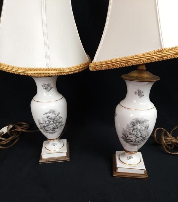 Pair Of Grisaille Porcelain Lamps (19th Century)-photo-1