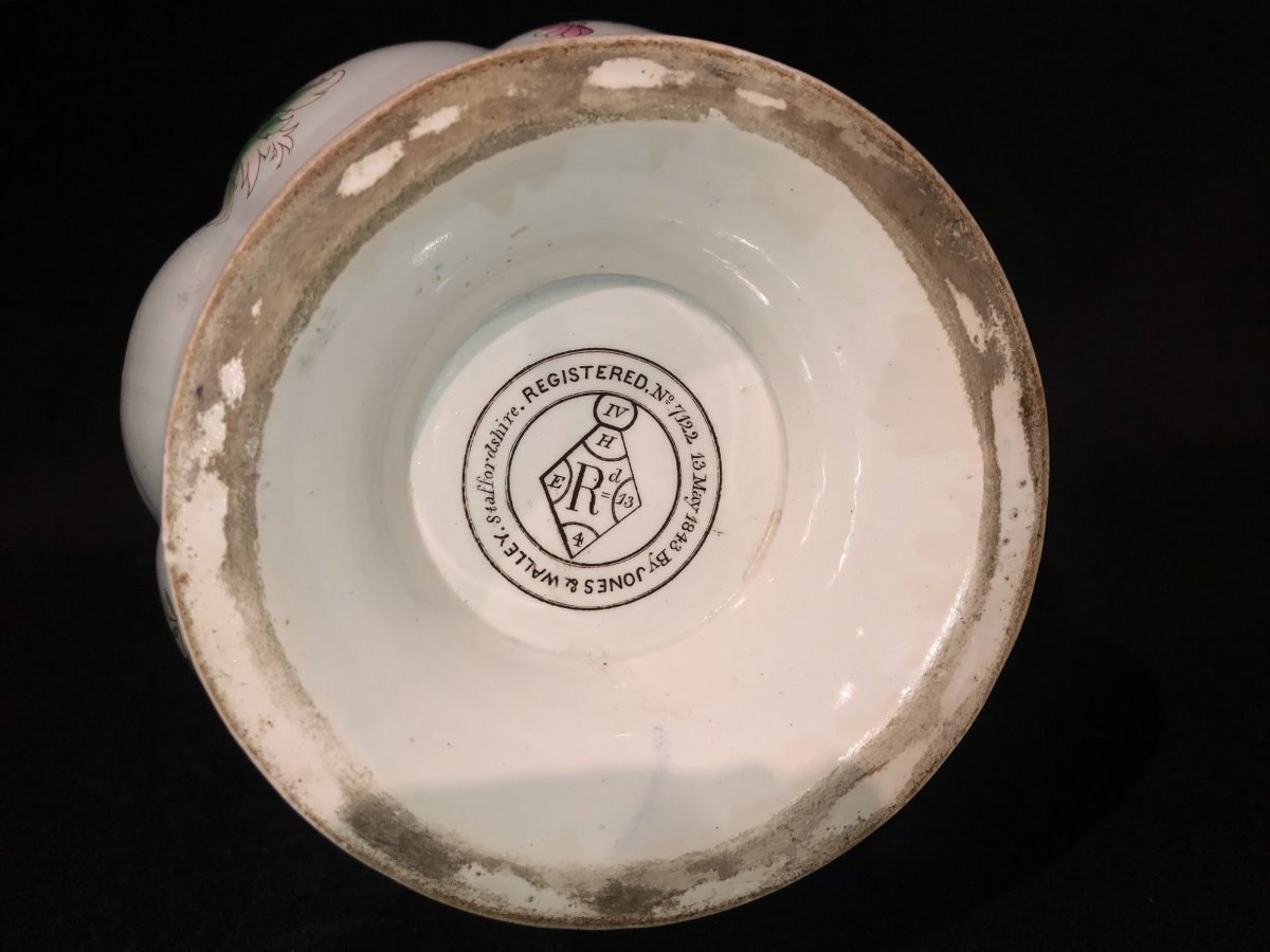 Earthenware Ewer With Floral Decor - Staffordshire Manufacture (19th Century)-photo-1