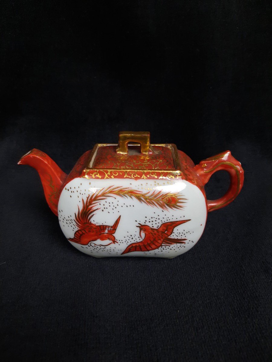 Small Japanese Porcelain Teapot 19th Century-photo-2