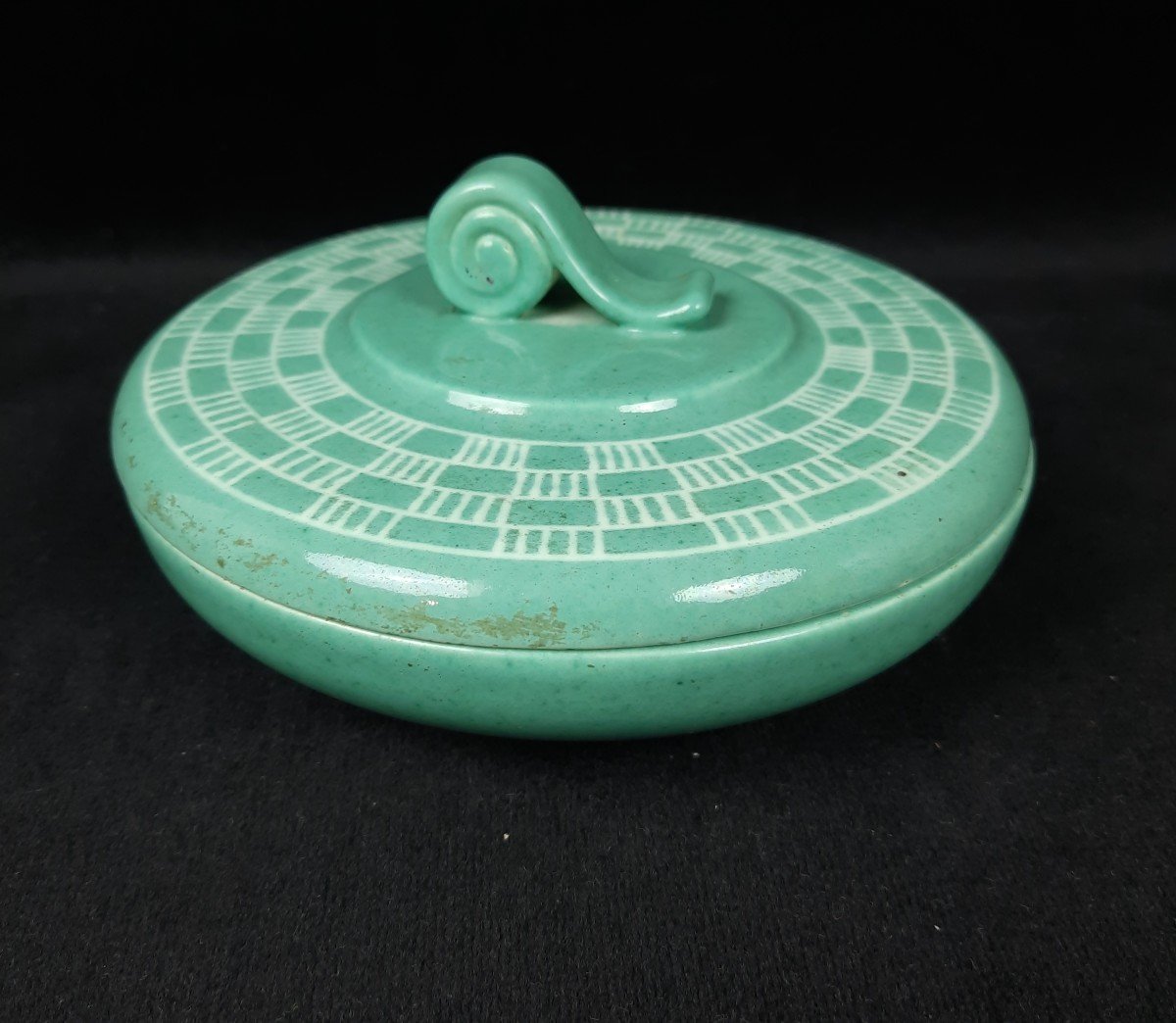 Round Ceramic Box (20th Century)