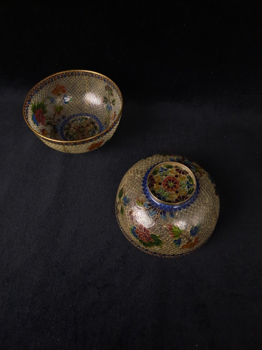 Pair Of Chinese Cloisonné Enamel Plique-à-jour Bowls -photo-4