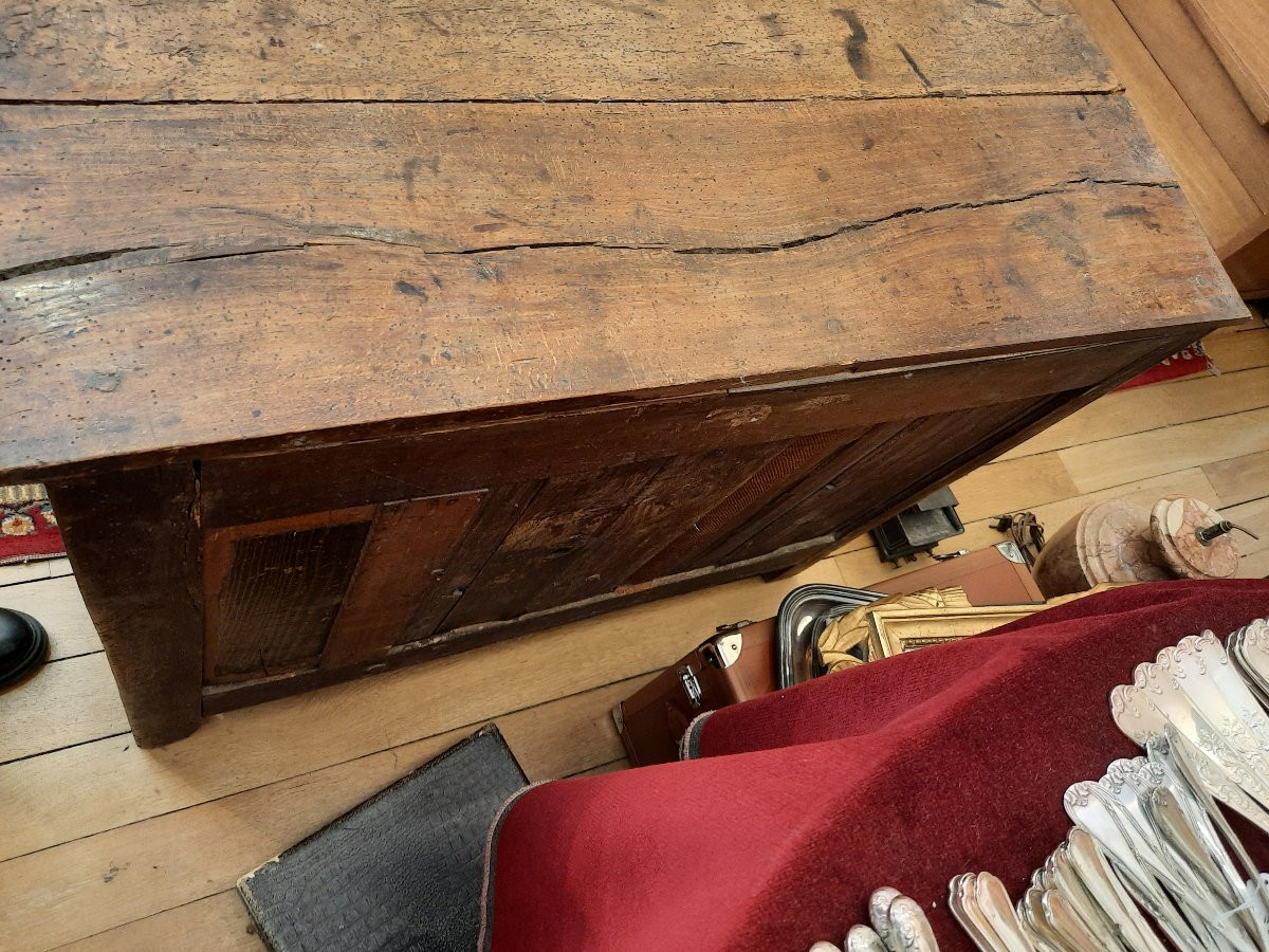 Small Parisian Chest Of Drawers In Walnut (18th Century)-photo-5