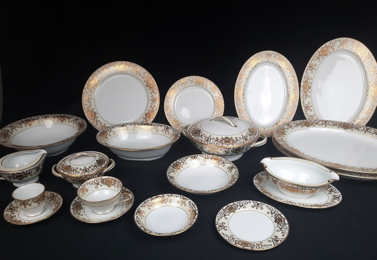 Partie de service en porcelaine Noritake Japon - Christmas Ball