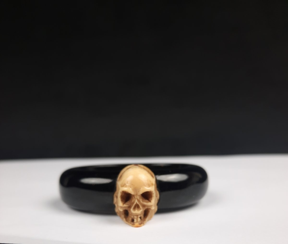 Lacquered Wooden Napkin Ring - Skull 20th Century-photo-4