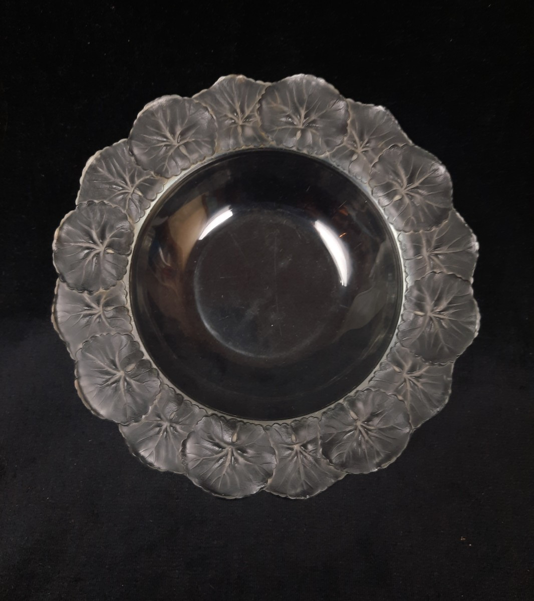 Lalique France - Coupe en cristal - Honfleur - géranium 