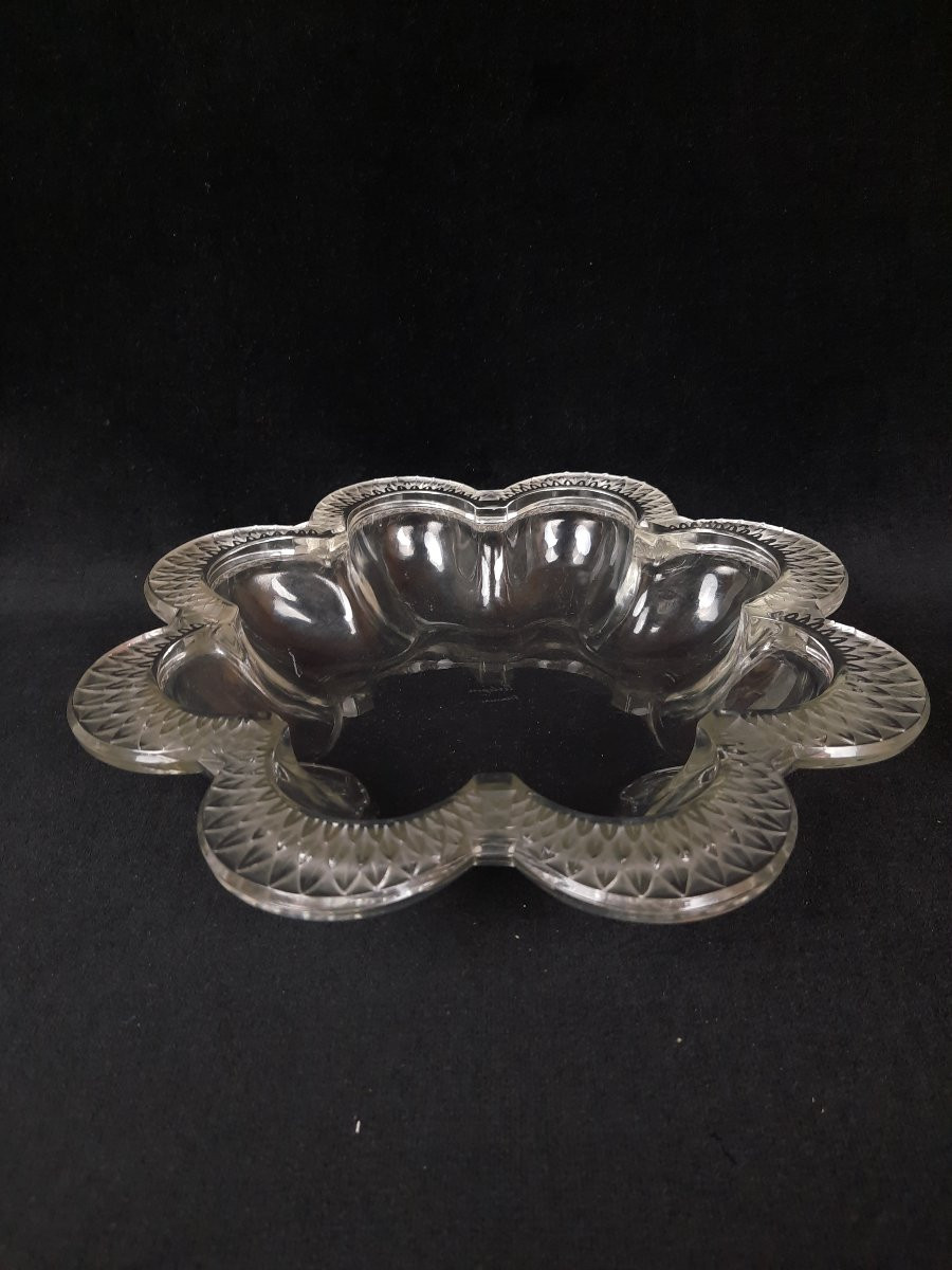 Lalique France - Coupe polylobée en verre moulé -photo-2