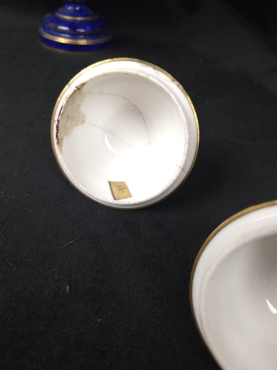 Sèvres - Paire de vases en porcelaine (XIXe siècle)-photo-2