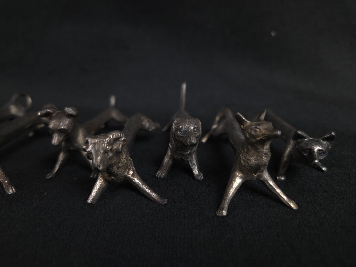 Série de 12 portes couteaux animaliers en métal argenté -photo-4