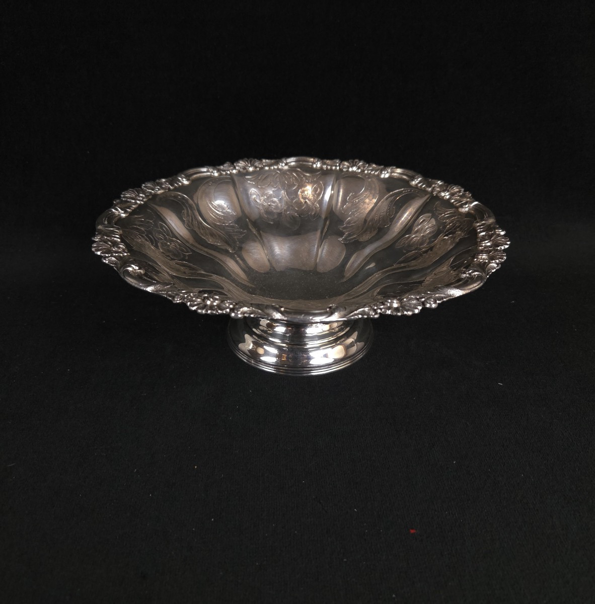 Silver-plated Metal Fruit Bowl On A Stand - Rococo Style (19th Century)