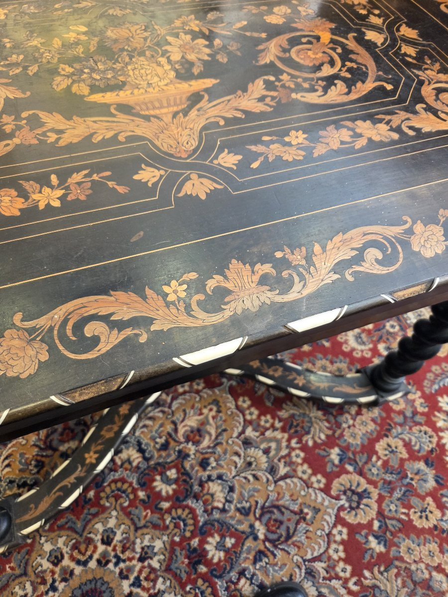 Dutch Marquetry Table (19th Century)-photo-2