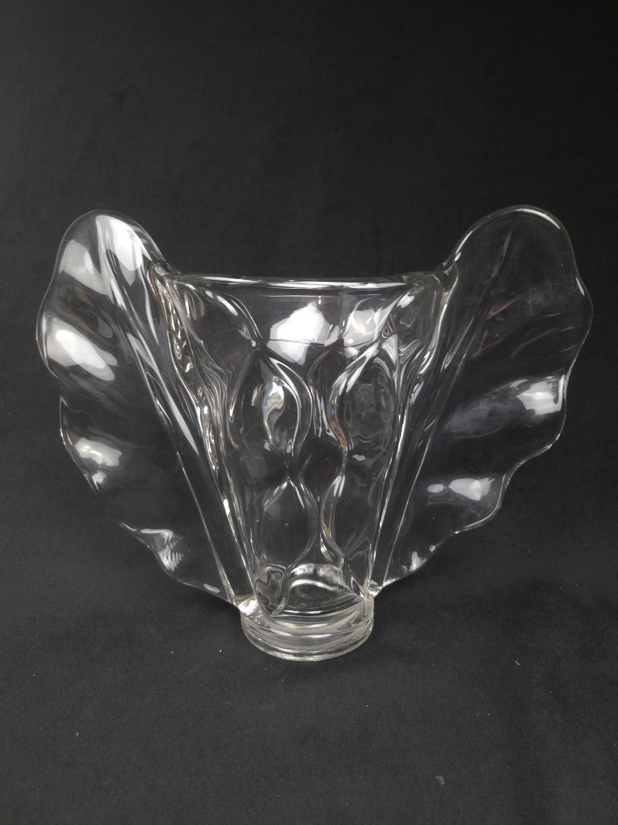 Vase ailé en cristal - Vannes-le-Châtel (XXe siècle)
