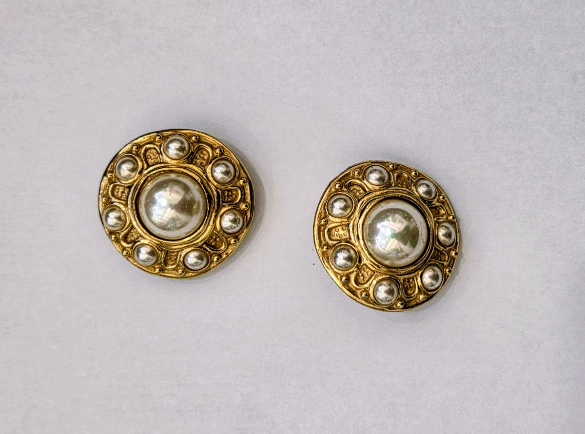Christian Dior - Vintage Clip-on Earrings