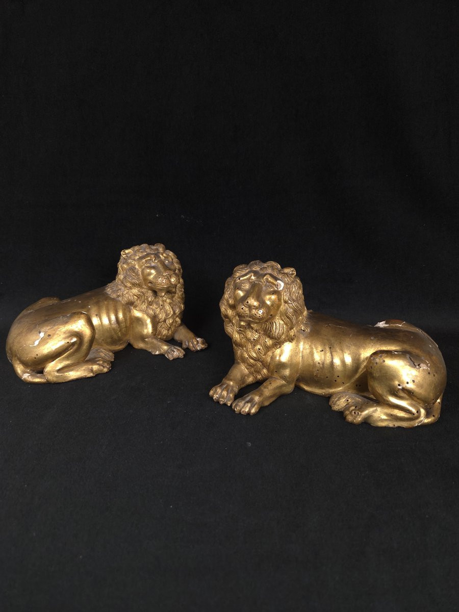 Paire de lions en bois sculpté et doré (XIXe siècle)-photo-3