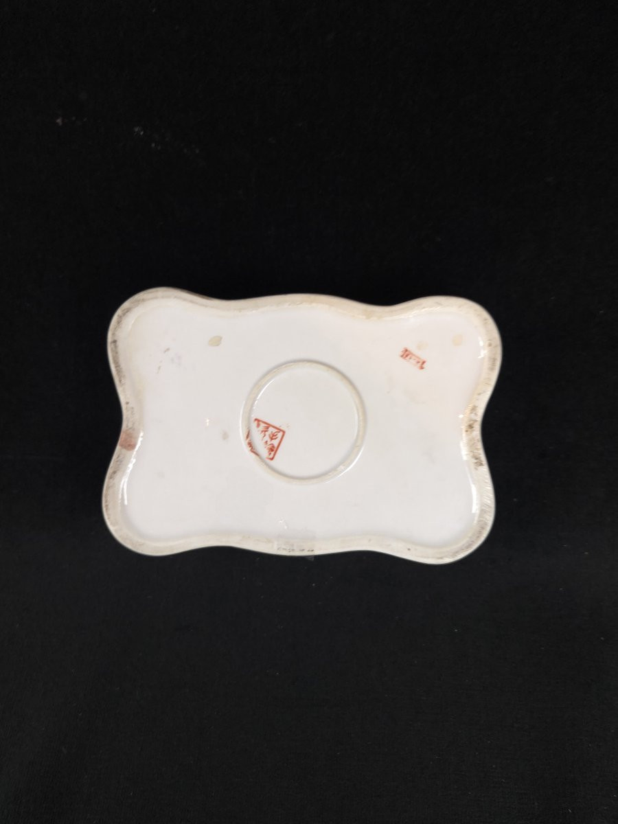 Polylobed Porcelain Box - Hunting Scene Decoration (20th Century)-photo-1