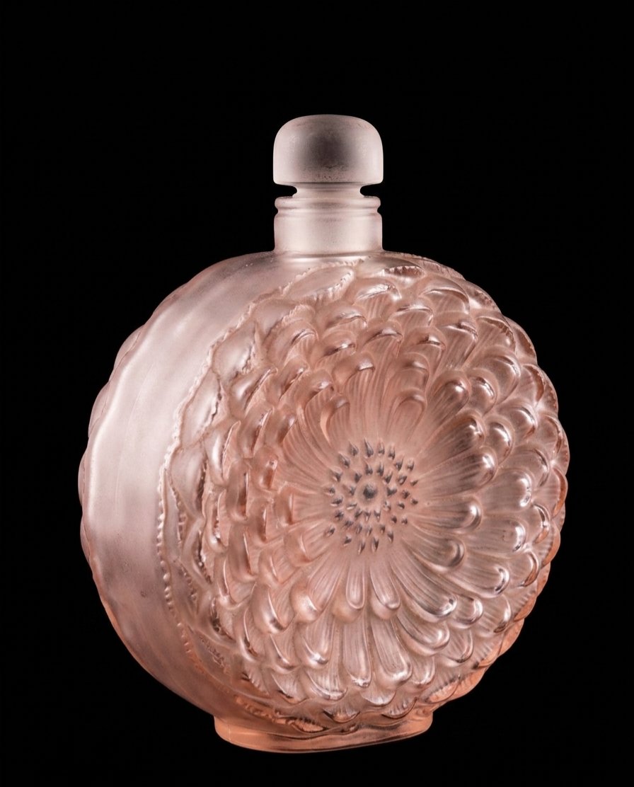 René LALIQUE - Flacon Dahlia n°1 en verre fumé - 1931 -photo-3